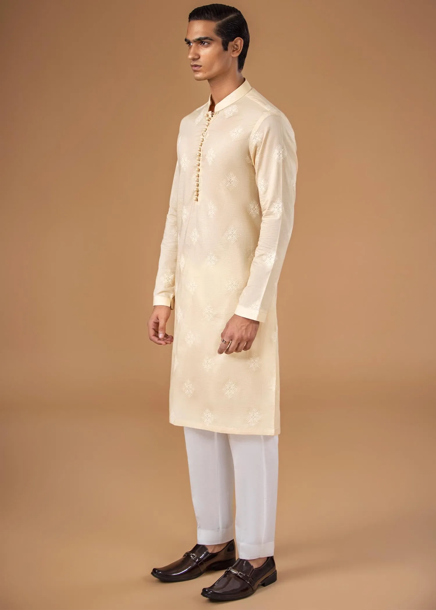 Embroidered Kurta - M22-KUR-01-XS