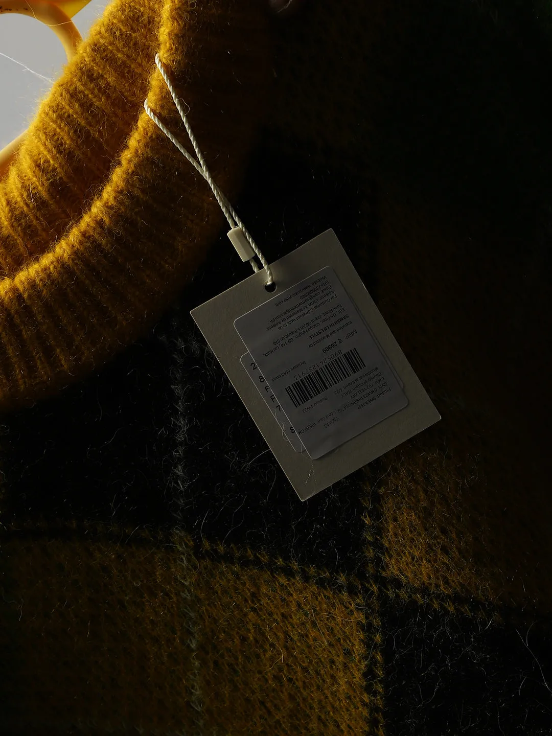 Gant Men Yellow Checked Round Neck Full Sleeves Sweater