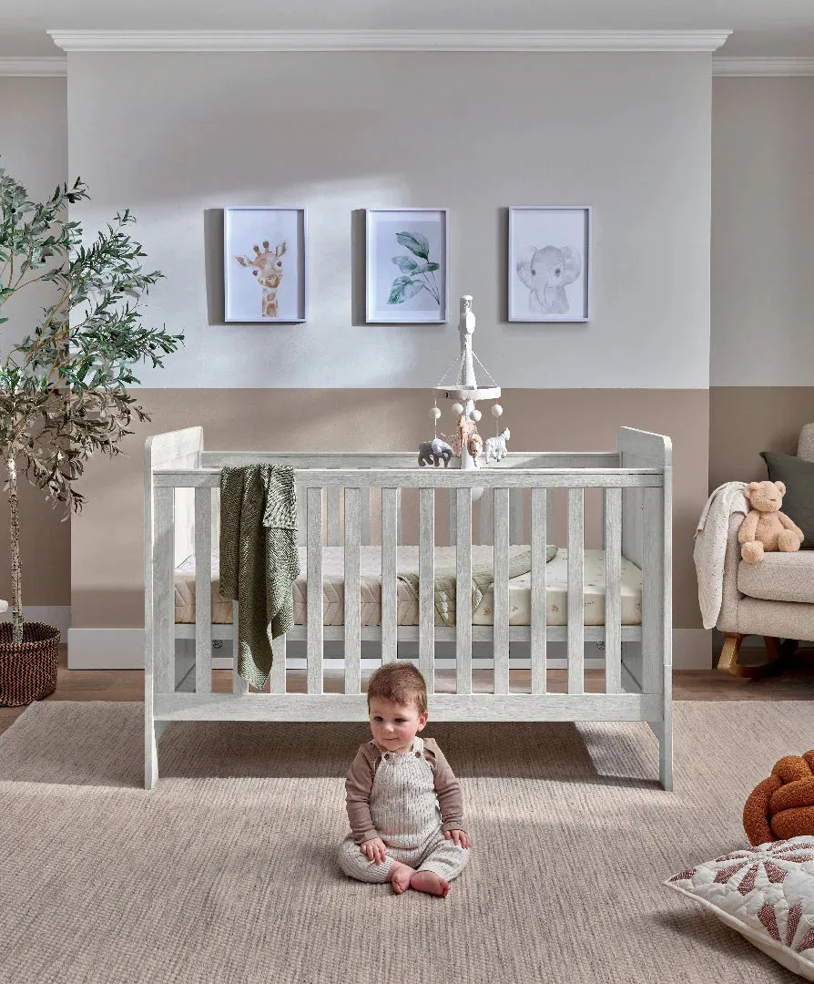 Mamas&Papas Atlas 4 Piece Set  White (ETA Mid January)