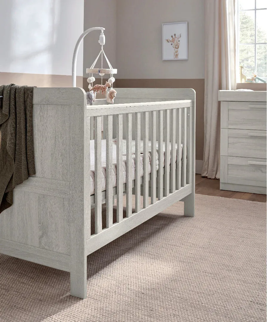 Mamas&Papas Atlas 4 Piece Set  White (ETA Mid January)