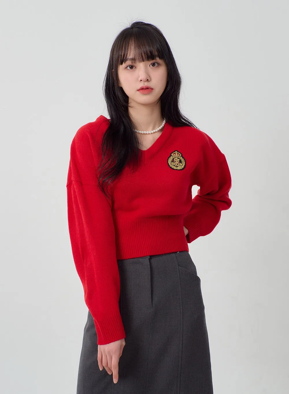 Patch V-Neck Cropped Sweater OJ316