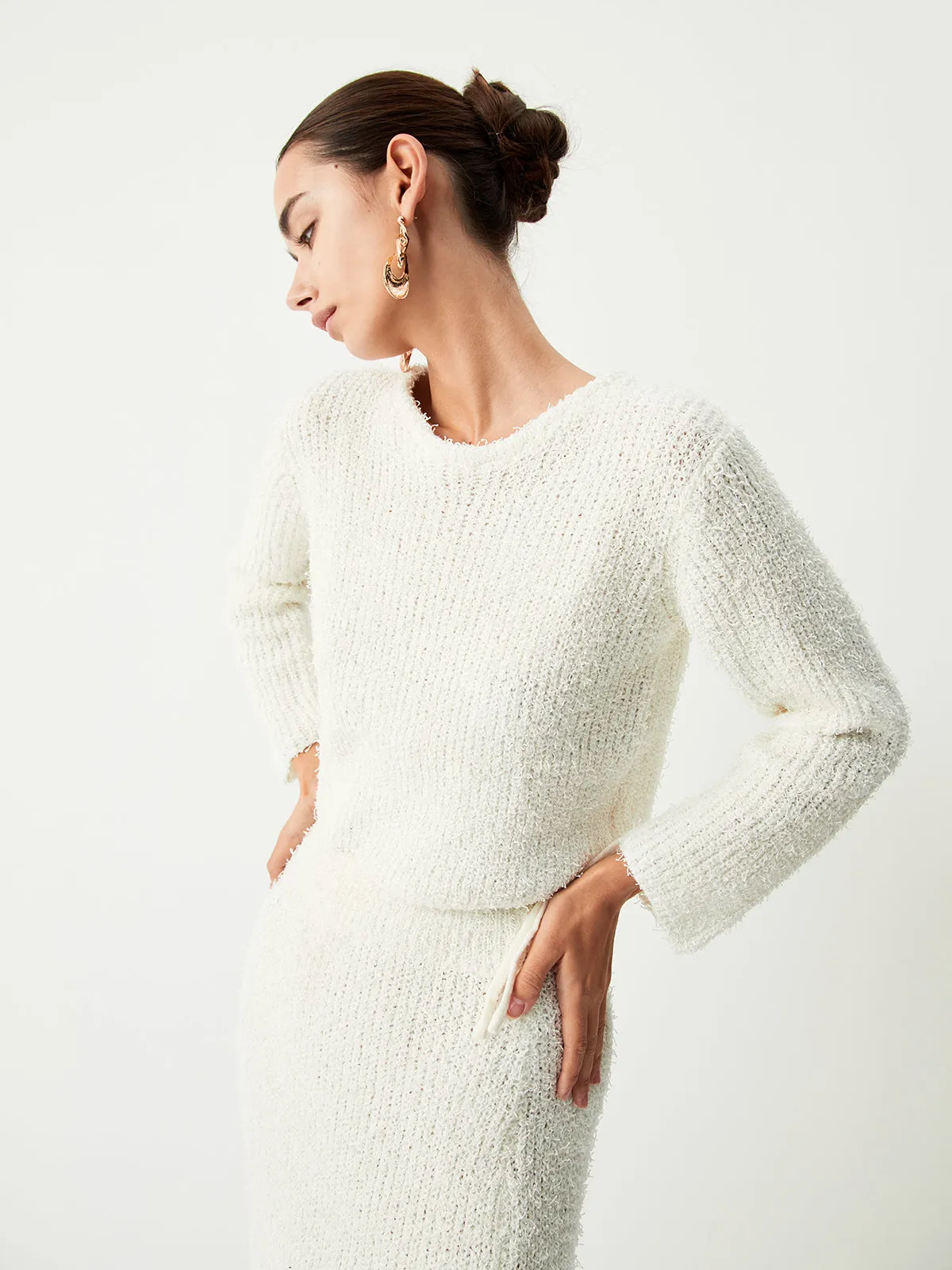 Wenkouban-Christmas Thanksgiving outfits_Cream Fuzzy Graceful Crop Sweater